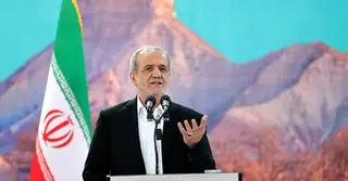 প্রতিবেশী দেশের ভূখণ্ড থেকে হামলা হলে ‘বাধ্য হয়ে জবাব’ দেবে ইরান: মাসুদ পেজেশকিয়ান